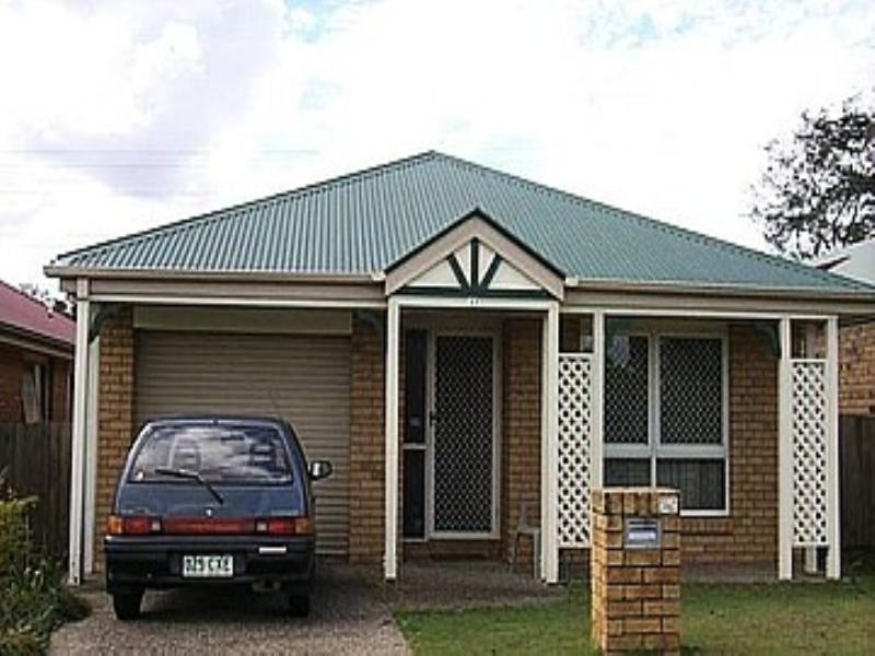 11 Cedar Street, Cannon Hill QLD 4170