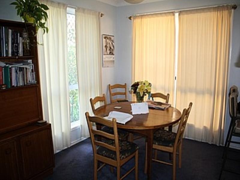 11 Cedar Street, Cannon Hill QLD 4170