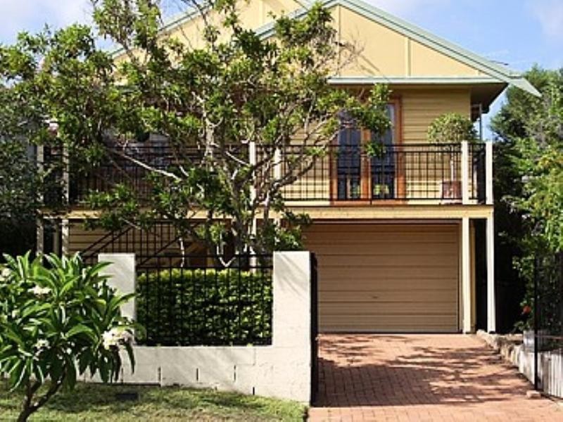 11 Leura Avenue, Hawthorne QLD 4171
