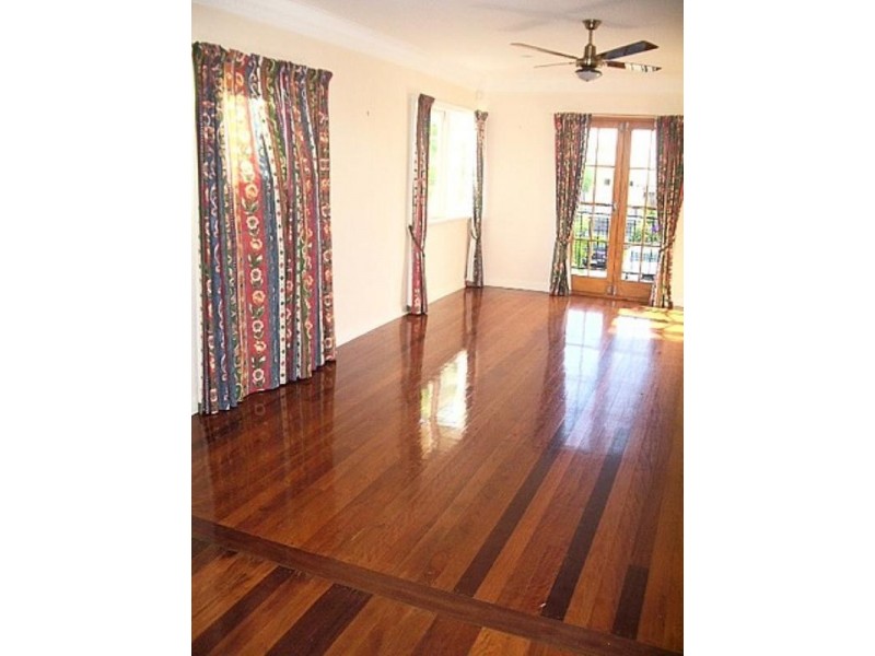 11 Leura Avenue, Hawthorne QLD 4171