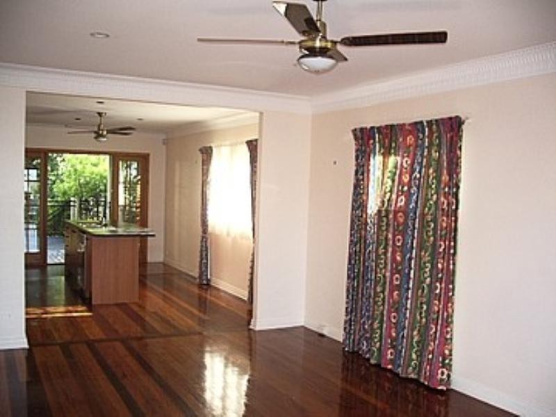 11 Leura Avenue, Hawthorne QLD 4171