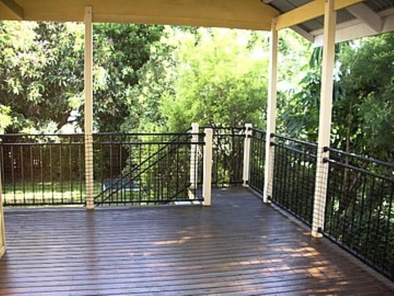 11 Leura Avenue, Hawthorne QLD 4171
