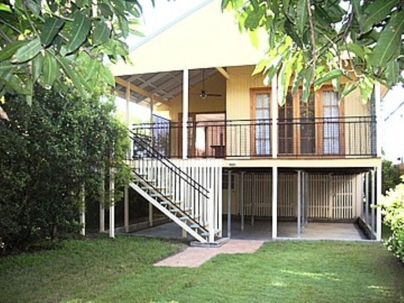 11 Leura Avenue, Hawthorne QLD 4171