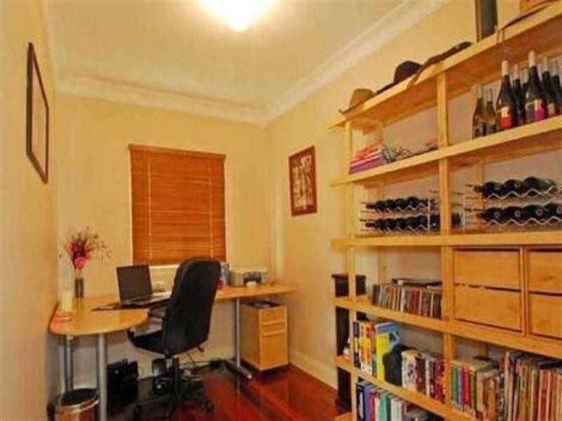 72 Malcolm Street, Hawthorne QLD 4171