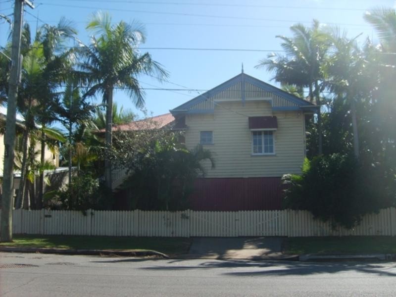 17 Eton Street, Bulimba QLD 4171