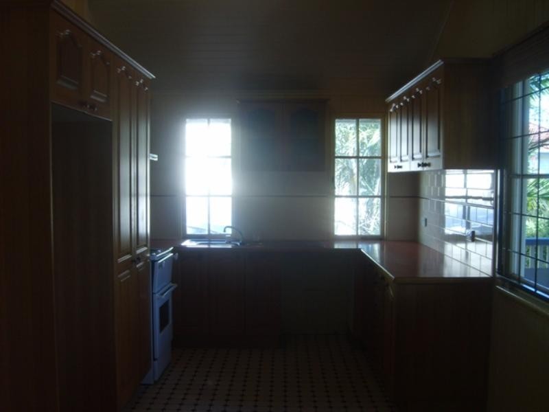 17 Eton Street, Bulimba QLD 4171