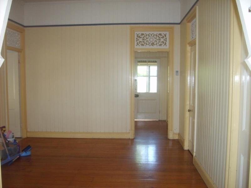 17 Eton Street, Bulimba QLD 4171