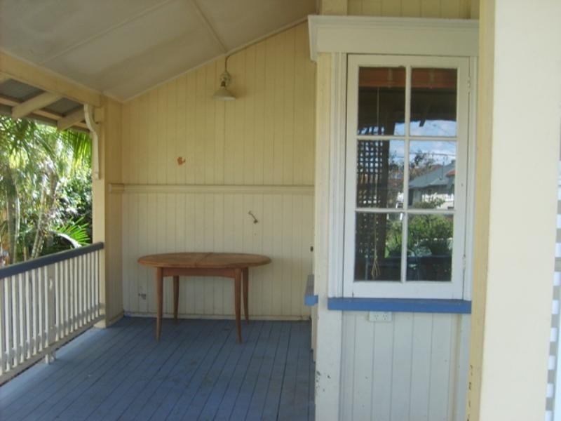 17 Eton Street, Bulimba QLD 4171