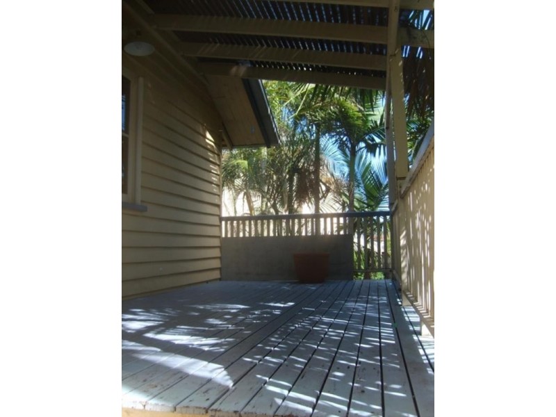 17 Eton Street, Bulimba QLD 4171