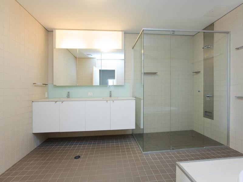 16/18 Addison Avenue, Bulimba QLD 4171