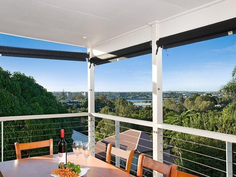 104 Fifth Avenue, Balmoral QLD 4171