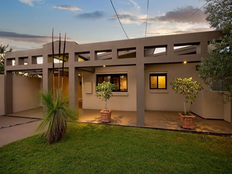 104 Fifth Avenue, Balmoral QLD 4171