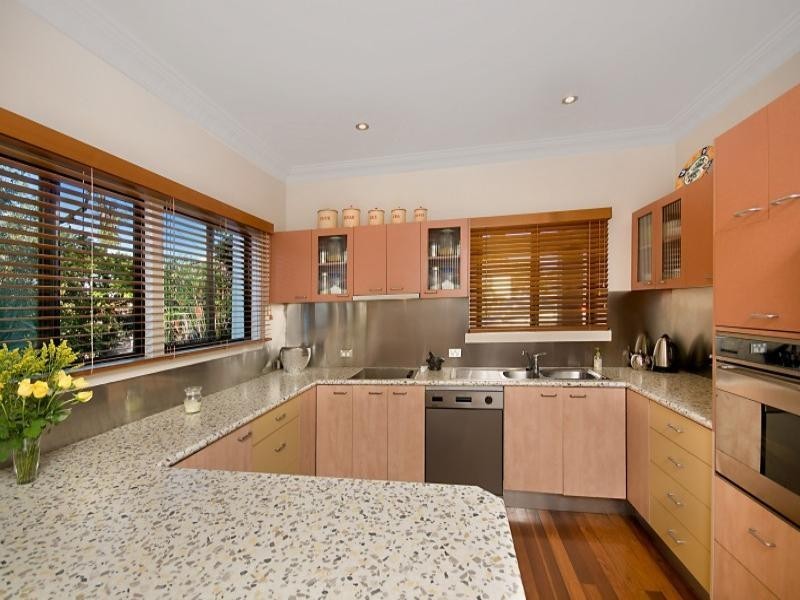 104 Fifth Avenue, Balmoral QLD 4171