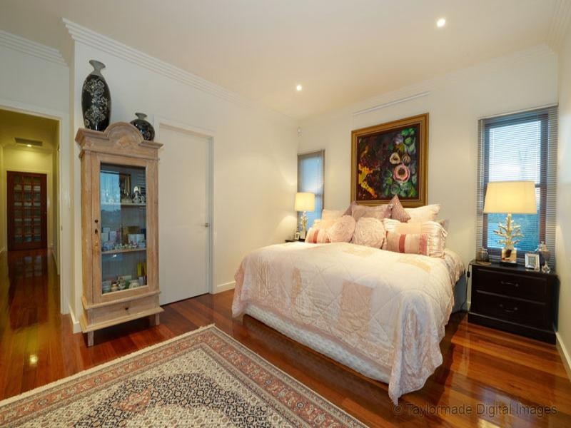 53 Brisbane Street, Bulimba QLD 4171