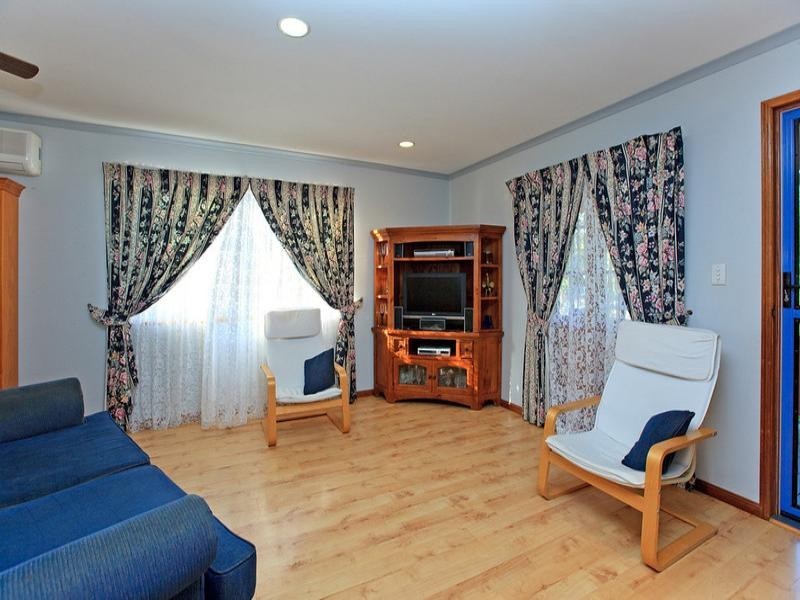 32 The Promenade, Camp Hill QLD 4152