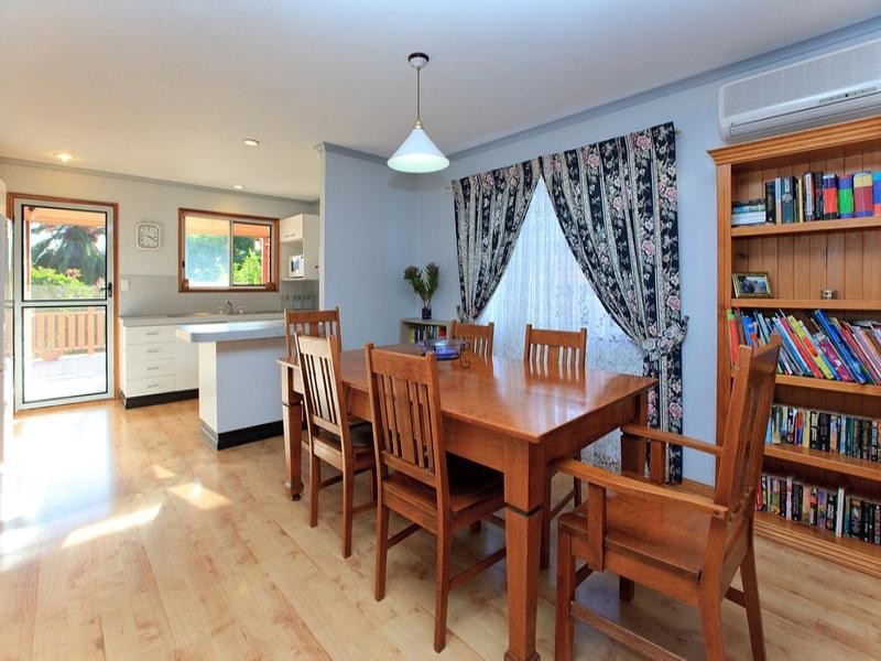 32 The Promenade, Camp Hill QLD 4152