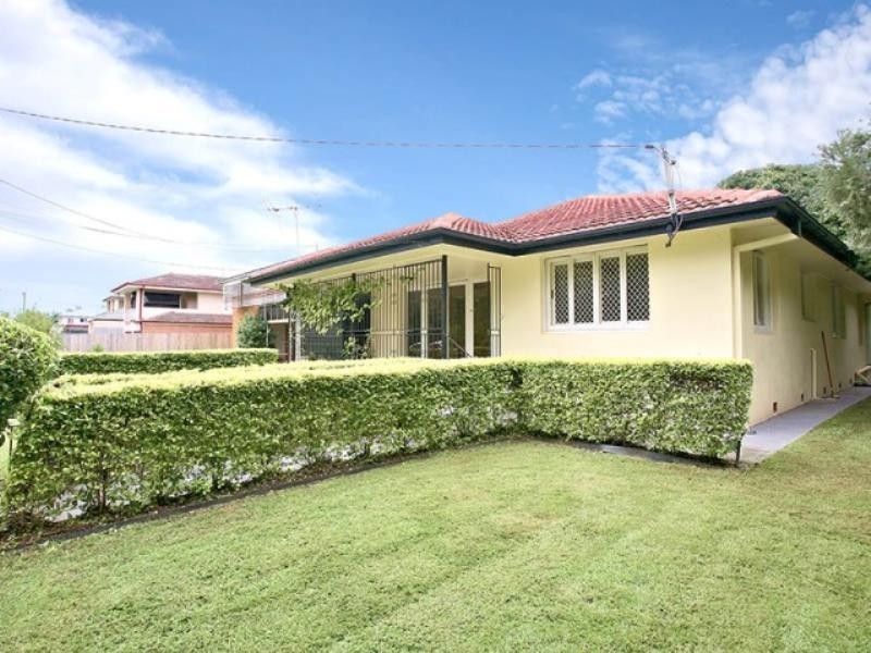 20 Boongall Road, Camp Hill QLD 4152