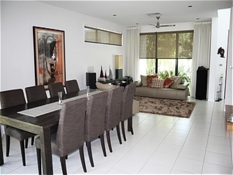 12 Edgewater Place, Bulimba QLD 4171