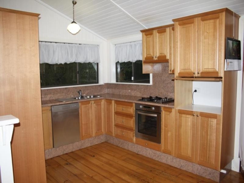 5 Bodalla Street, Norman Park QLD 4170