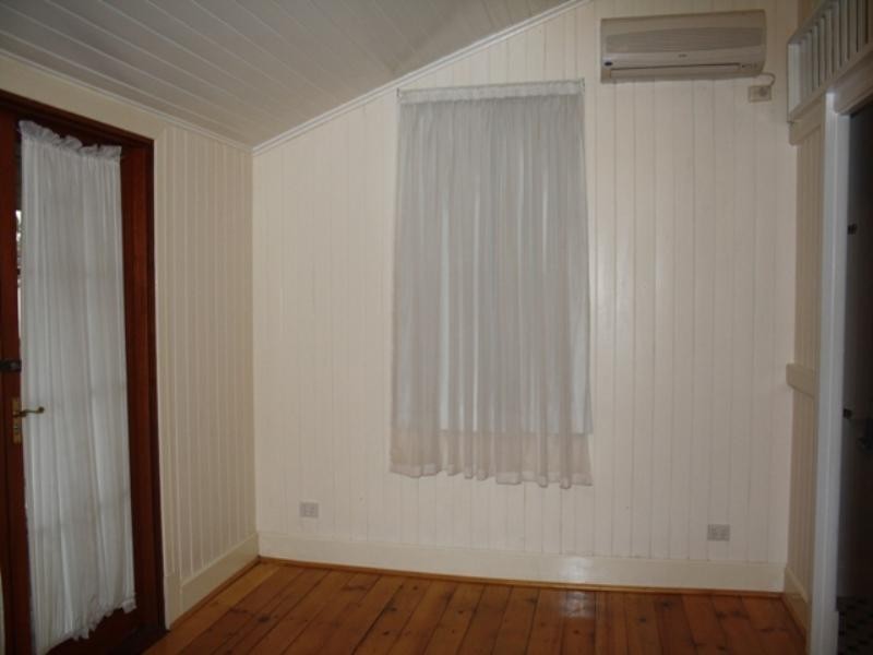 5 Bodalla Street, Norman Park QLD 4170