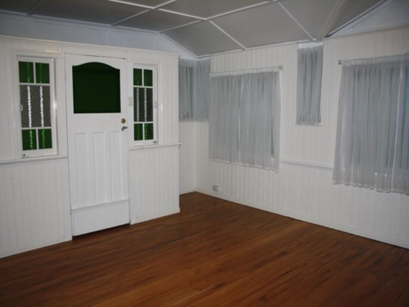 5 Bodalla Street, Norman Park QLD 4170