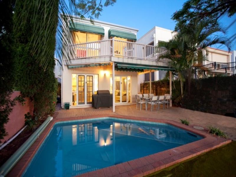 100 Quay Street, Bulimba QLD 4171
