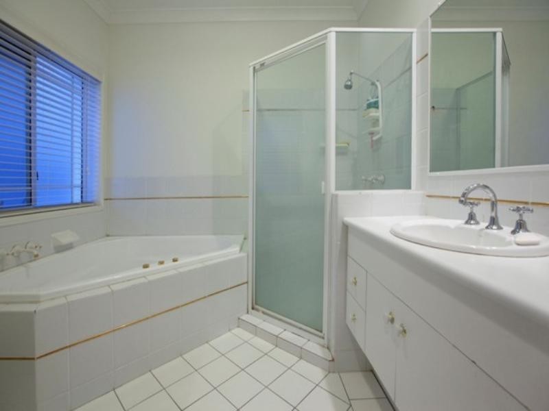 100 Quay Street, Bulimba QLD 4171