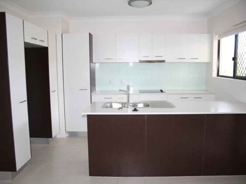 3/60 Burrai Street, Morningside QLD 4170