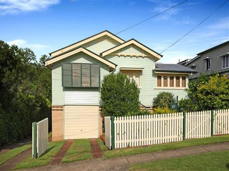 27 Glanosmond Street, Camp Hill QLD 4152