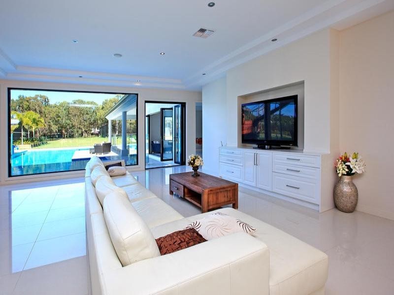 393 Boston Road, Belmont QLD 4153