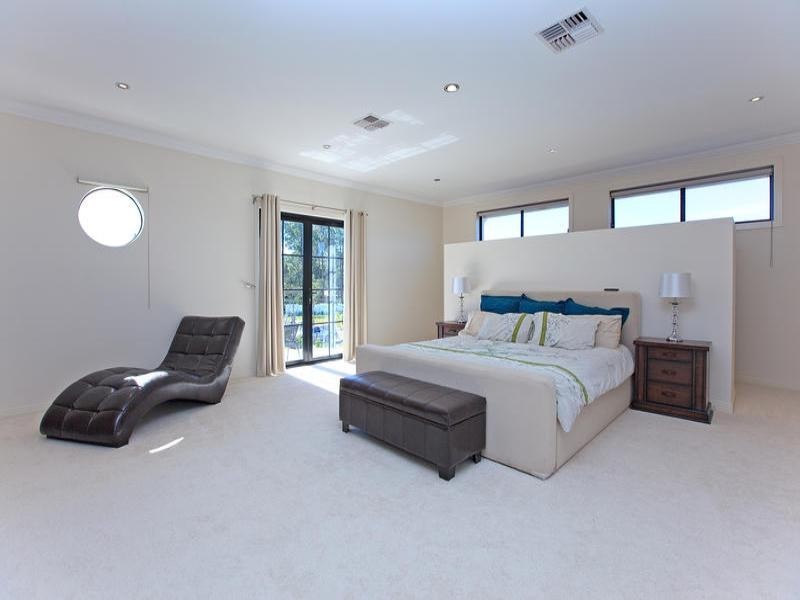 393 Boston Road, Belmont QLD 4153