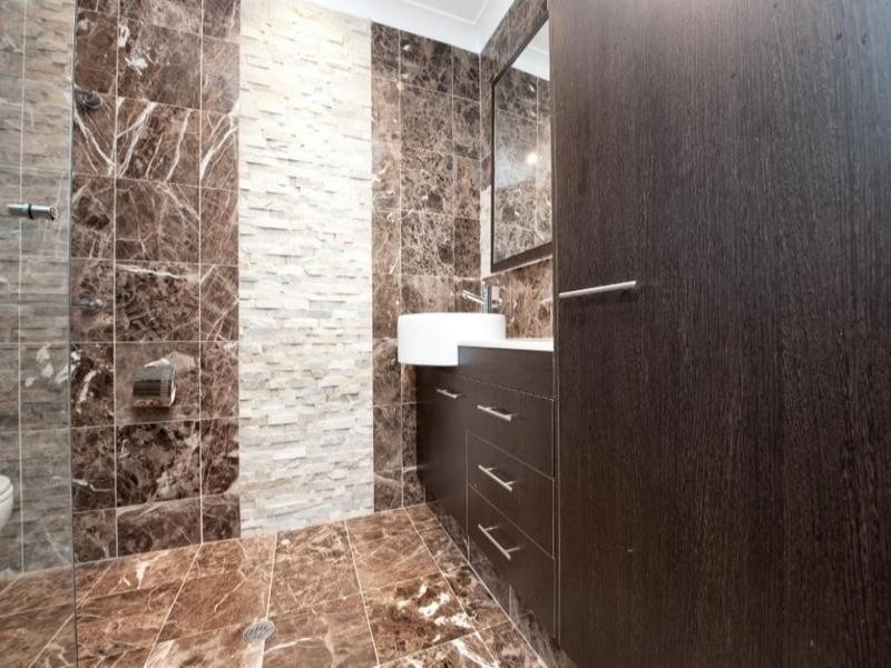 9 Garvary Street, Holland Park West QLD 4121