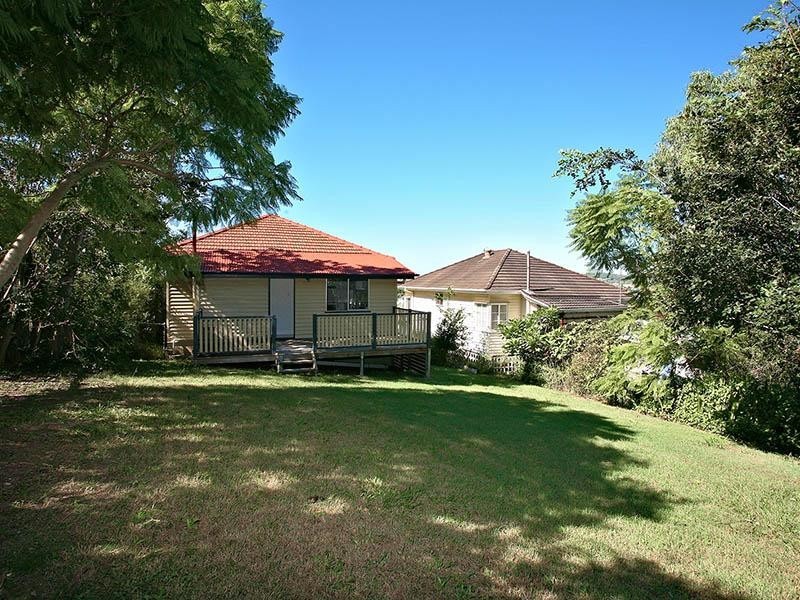 62 Derby Street, Balmoral QLD 4171