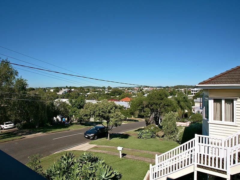 62 Derby Street, Balmoral QLD 4171