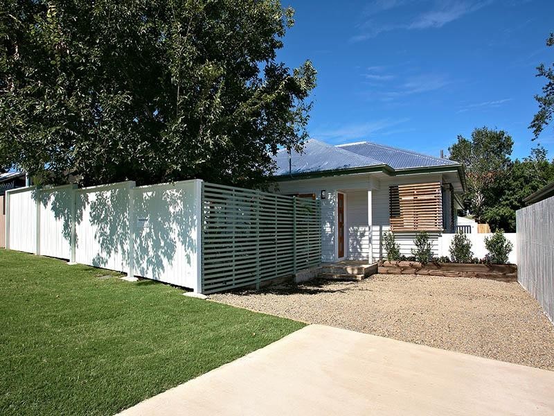 159 Morehead Avenue, Norman Park QLD 4170