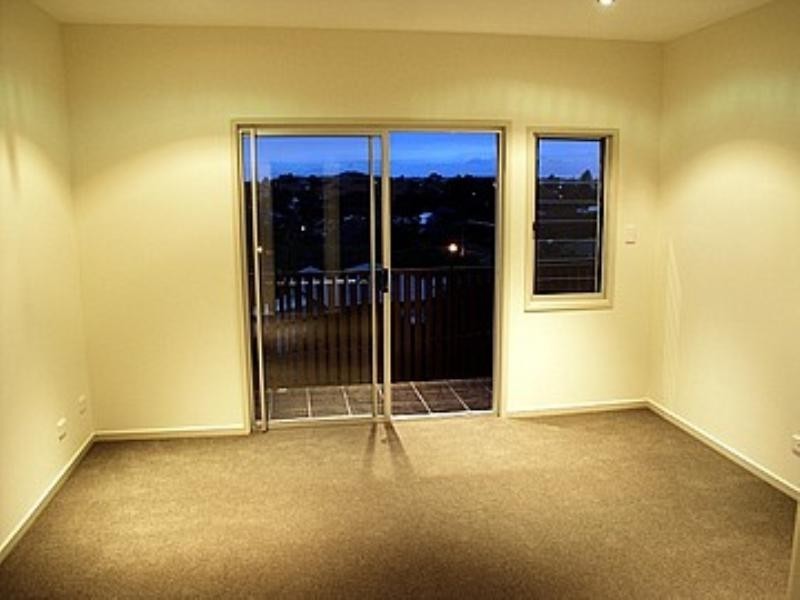 2A/6A Hanworth Street, East Brisbane QLD 4169