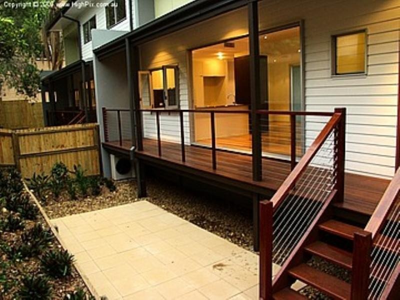 2A/6A Hanworth Street, East Brisbane QLD 4169