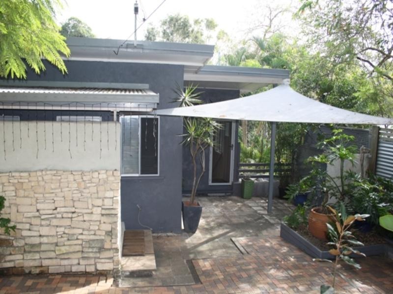 36 Olive Grove, Balmoral QLD 4171