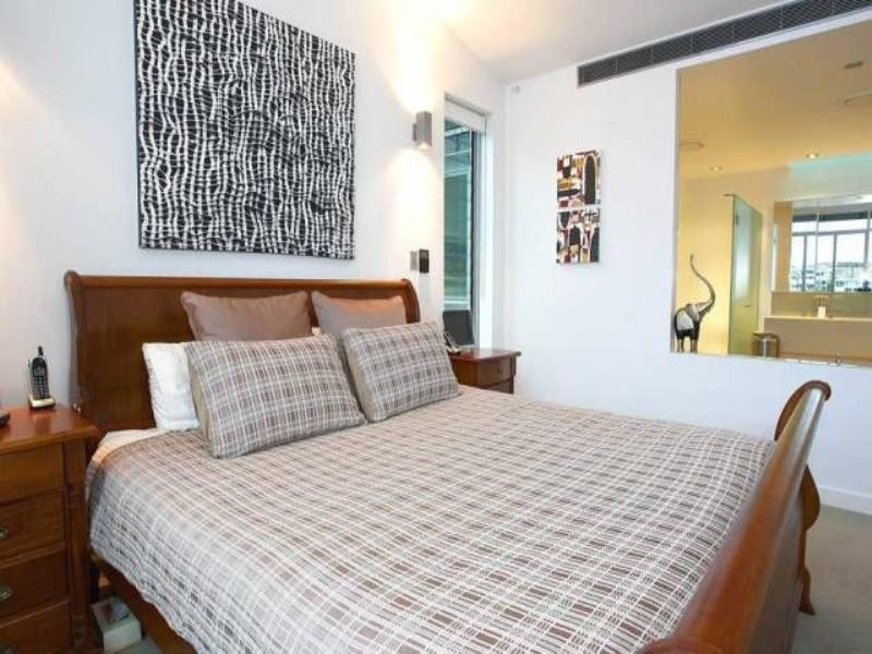 43 Waterline Crescent, Bulimba QLD 4171