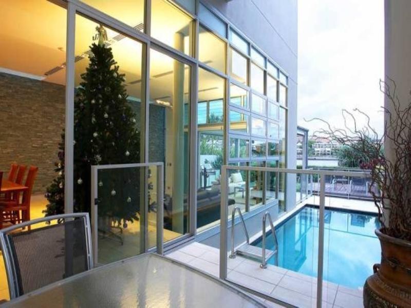 43 Waterline Crescent, Bulimba QLD 4171