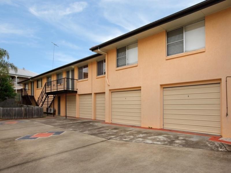 2/15 Agnes Street, Morningside QLD 4170