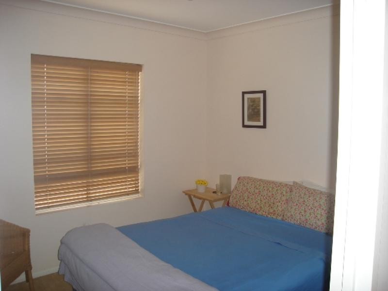 21/96 Norman Crescent, Norman Park QLD 4170