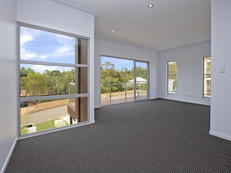 25 Paris Avenue, Morningside QLD 4170