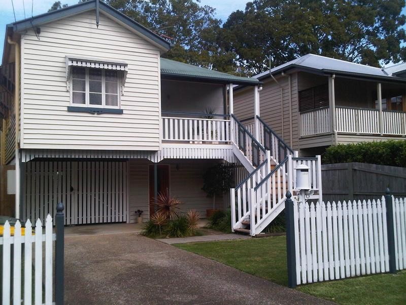 24 Cowper Street, Bulimba QLD 4171