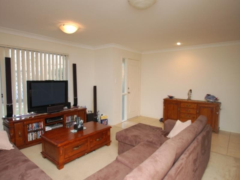 16 Mead Place, Calamvale QLD 4116