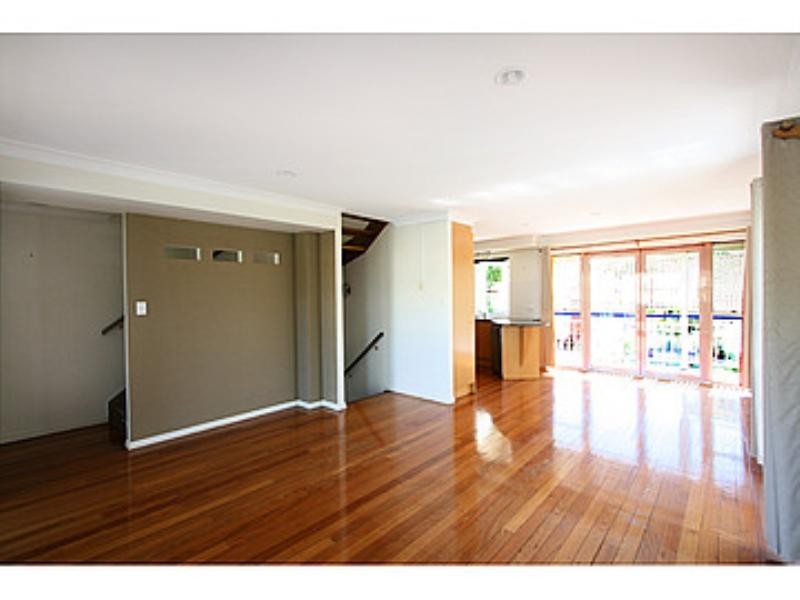 6/9 Miles Street, Hawthorne QLD 4171