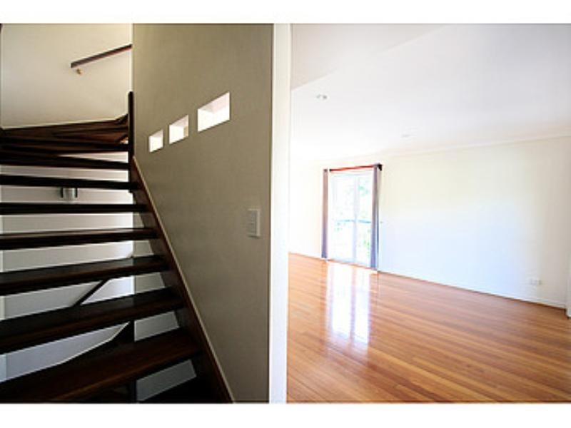 6/9 Miles Street, Hawthorne QLD 4171