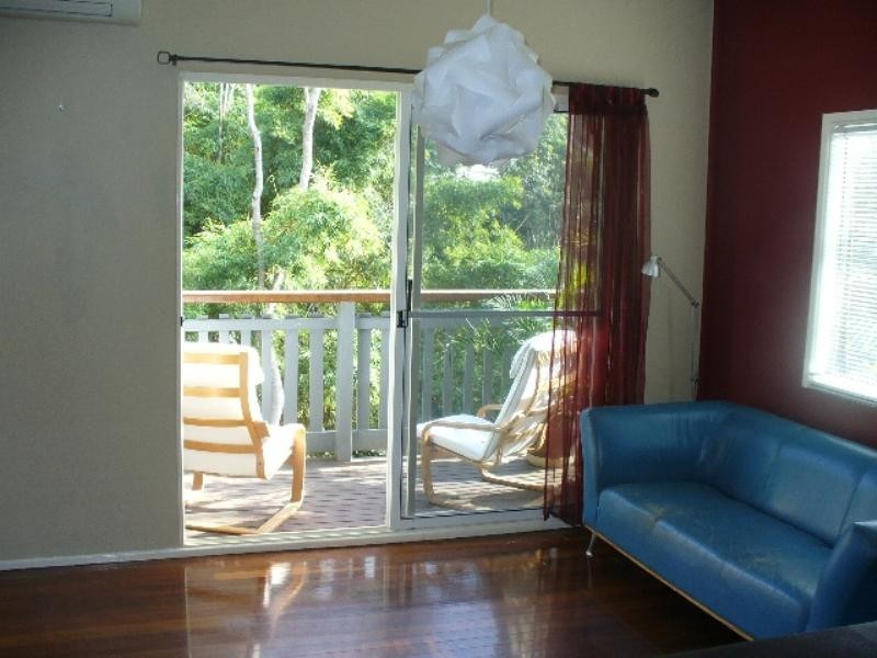 36 Olive Grove, Balmoral QLD 4171