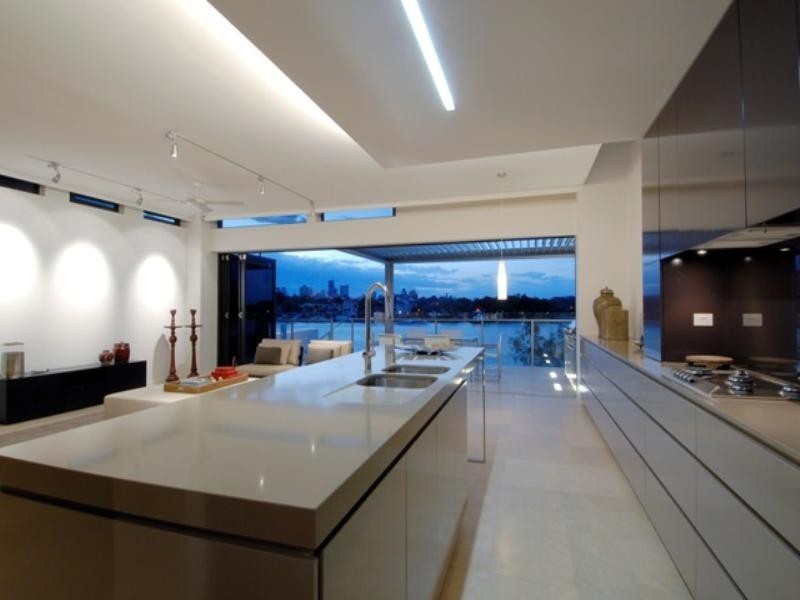 90 Wynnum Road, Norman Park QLD 4170