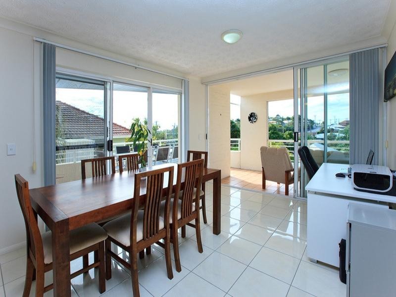 4/96 Norman Crescent, Norman Park QLD 4170